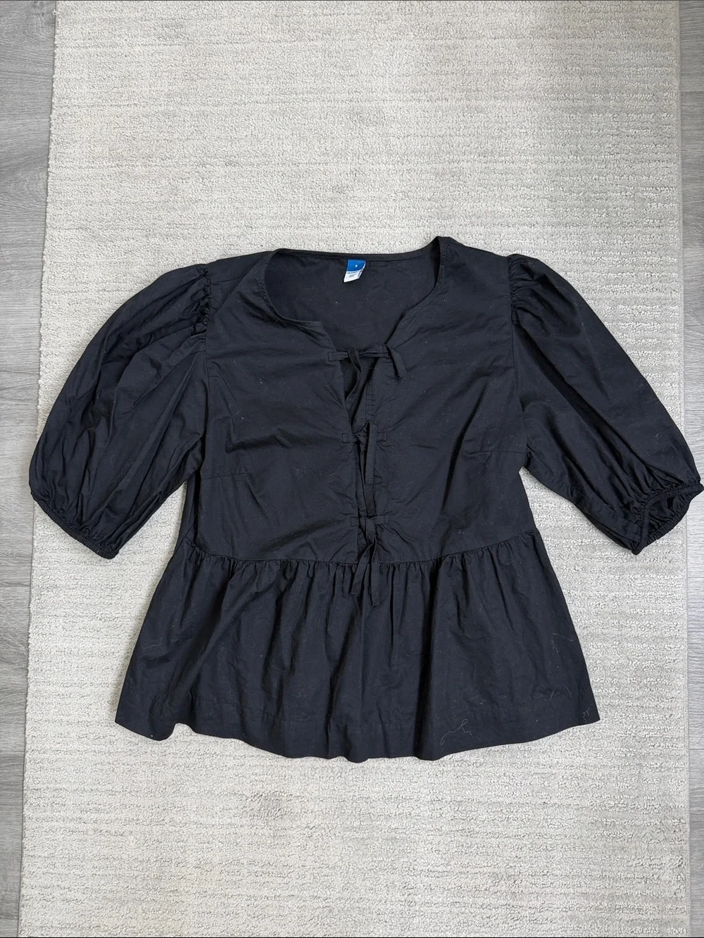 Old Navy Black Peplum Tie-Front Puff Sleeve Blouse